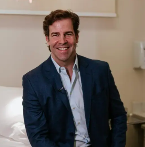 Dr. Thomas Benson