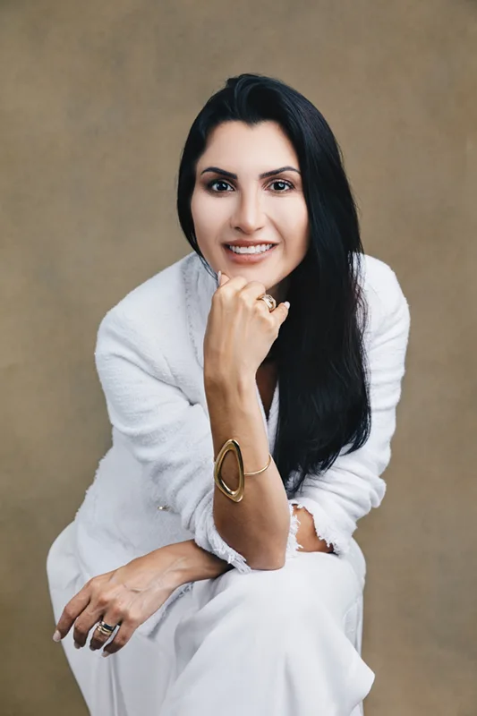 Dra. Brunna Salvarezza