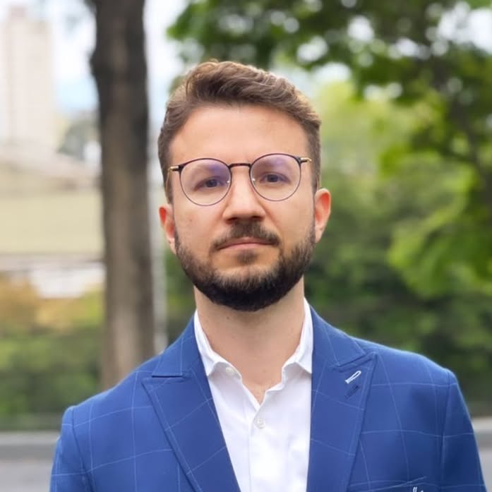 Dr. Flavio Quinalha