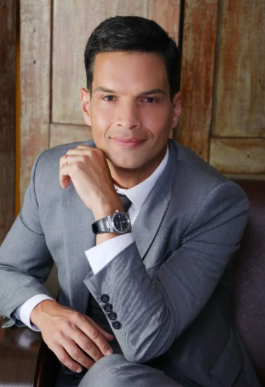 Dr. Alexandre Charao