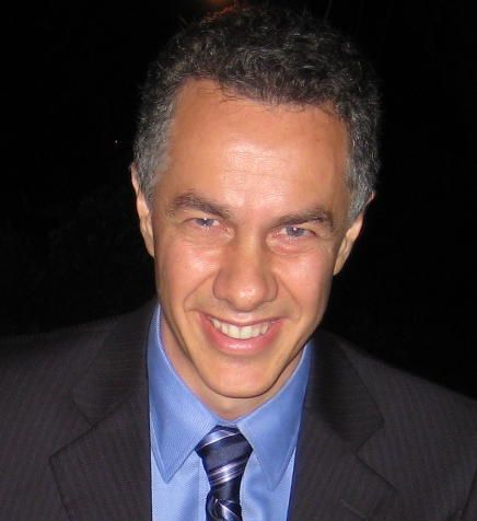 Foto de Dr. Luis Perin