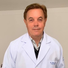 Dr. Mario Heins