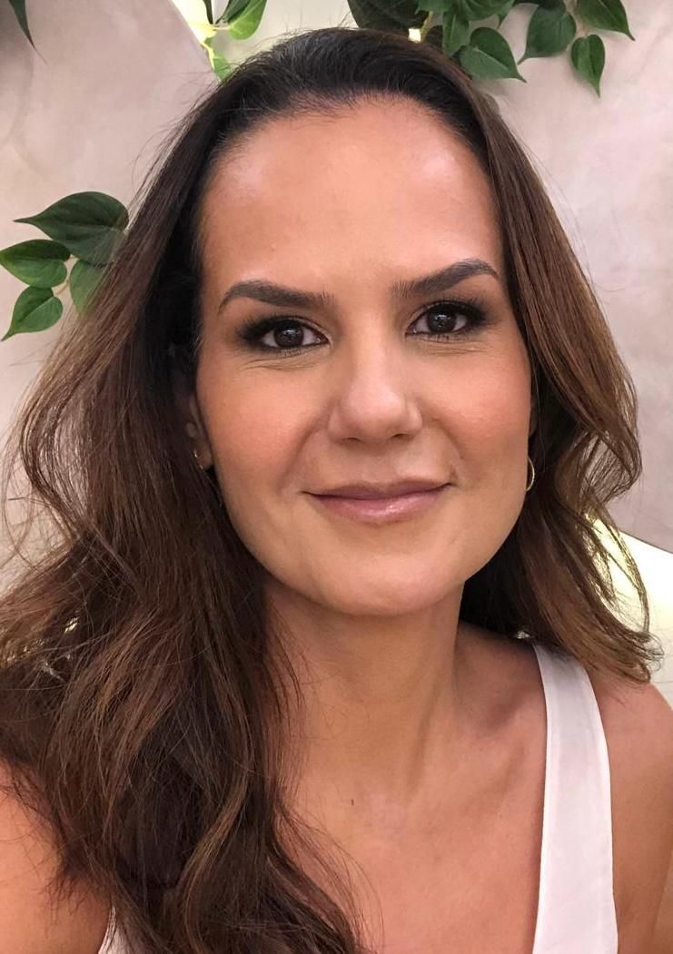 Foto de Dra. Vanessa Assis