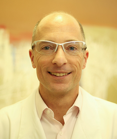 Foto de Dr. Eduard Brechtbuhl