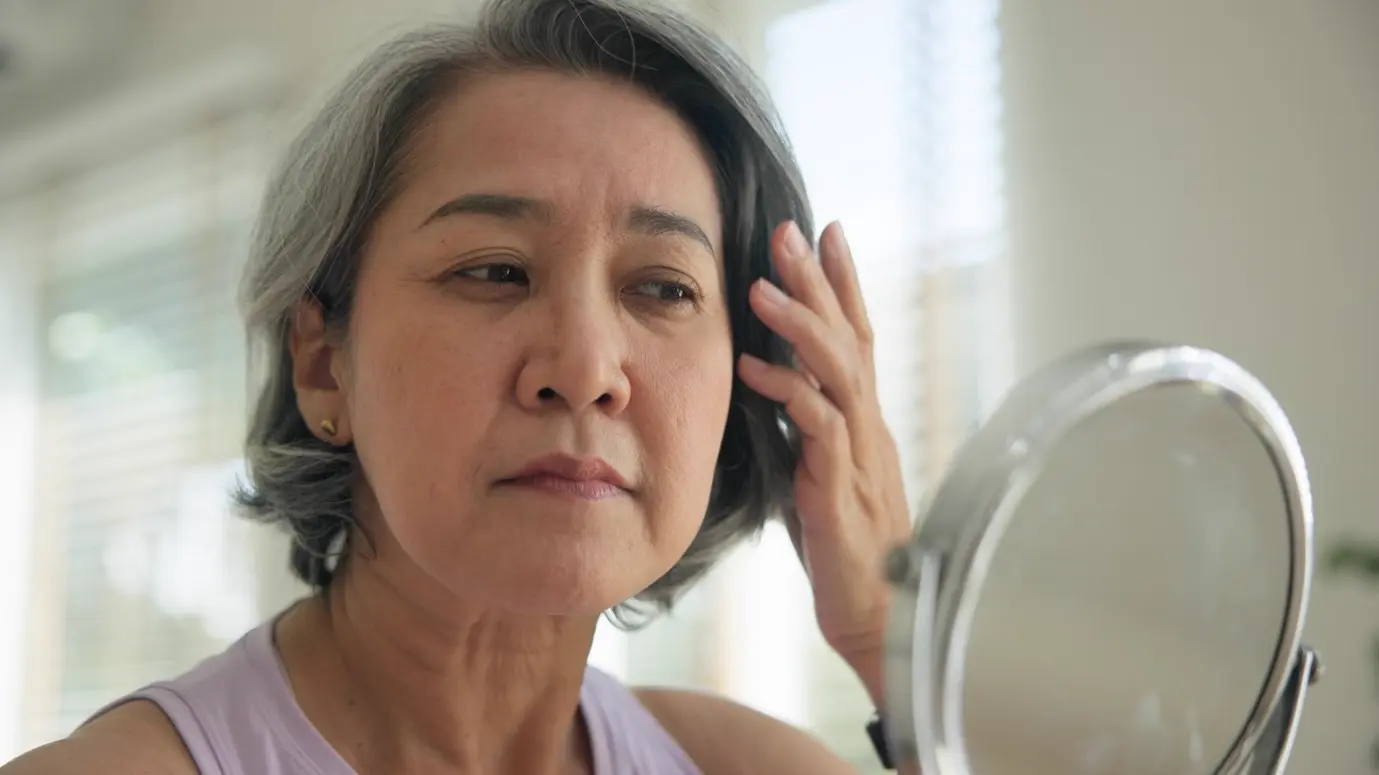 Seus Olhos Estão Mentindo: O Que a Blefaroplastia Realmente Muda — e O Que Não Pode